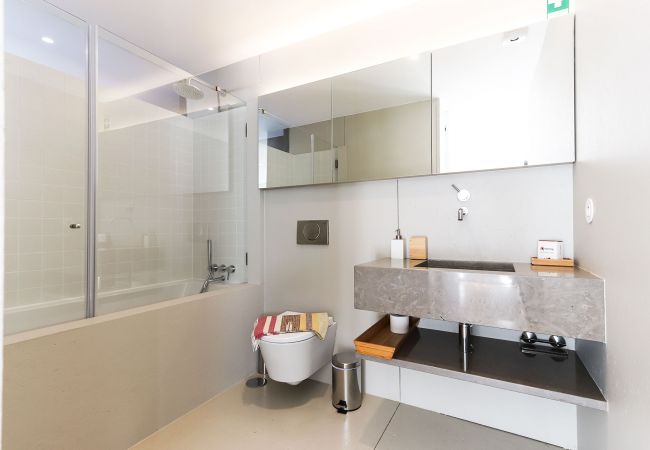 Ferienwohnung in Lissabon - MARQUES DE POMBAL DUPLEX W/ TERRACE Ferienwohnung in Lissabon - MARQUES DE POMBAL DUPLEX W/ TERRACE