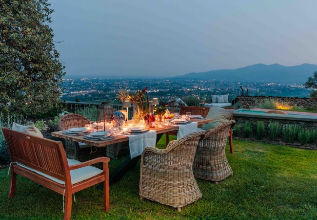 Villa in Lucca - VILLA IL CASTELLO: Vibrant Sanctuary of Enchanting Colours. 6 Bedrooms, Private Pool Villa in Lucca - VILLA IL CASTELLO: Vibrant Sanctuary of Enchanting Colours. 6 Bedrooms, Private Pool