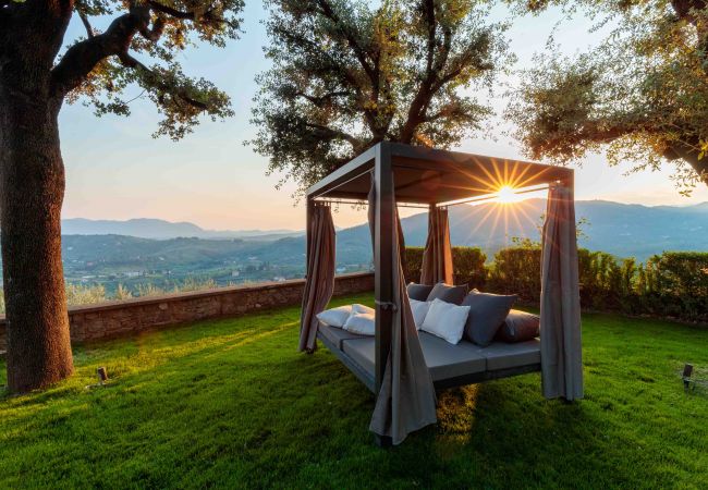 Villa in Lucca - VILLA IL CASTELLO: Vibrant Sanctuary of Enchanting Colours. 6 Bedrooms, Private Pool Villa in Lucca - VILLA IL CASTELLO: Vibrant Sanctuary of Enchanting Colours. 6 Bedrooms, Private Pool