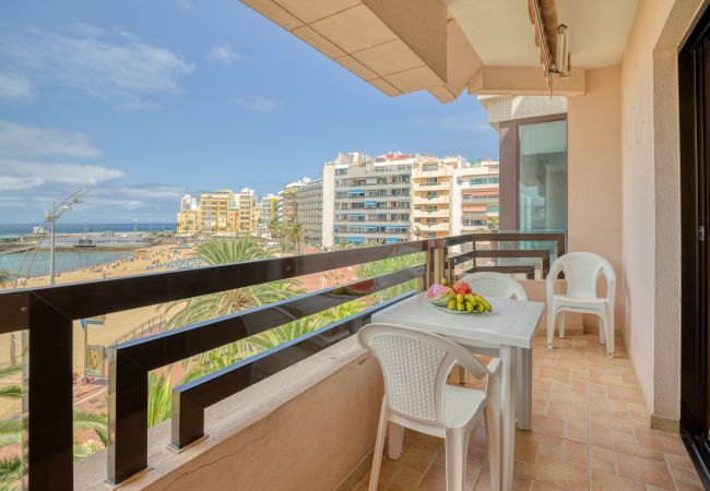  in Las Palmas de Gran Canaria - Huge Balcony over Las Canteras By CanariasGetaway 