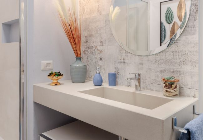 Ferienwohnung in Viareggio - Modern Apartment by the Beach Promenade in Viareggio Ferienwohnung in Viareggio - Modern Apartment by the Beach Promenade in Viareggio