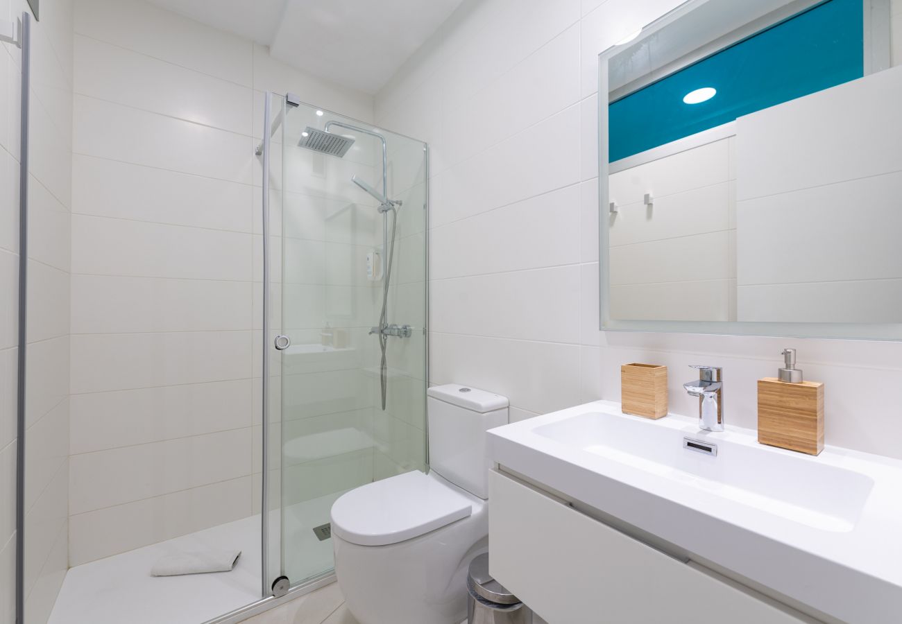 Studio in Las Palmas de Gran Canaria - Edison Building 204 By CanariasGetaway  Studio in Las Palmas de Gran Canaria - Edison Building 204 By CanariasGetaway