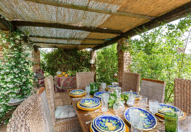 Villa in Capannori - Villa Lorena, a Family Vintage Home with Indoor Pool, Air Conditioning, Outdoor Pool, Fitness Room & Wifi Villa in Capannori - Villa Lorena, a Family Vintage Home with Indoor Pool, Air Conditioning, Outdoor Pool, Fitness Room & Wifi