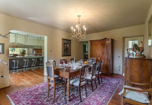 Villa in Capannori - Villa Lorena, a Family Vintage Home with Indoor Pool, Air Conditioning, Outdoor Pool, Fitness Room & Wifi Villa in Capannori - Villa Lorena, a Family Vintage Home with Indoor Pool, Air Conditioning, Outdoor Pool, Fitness Room & Wifi