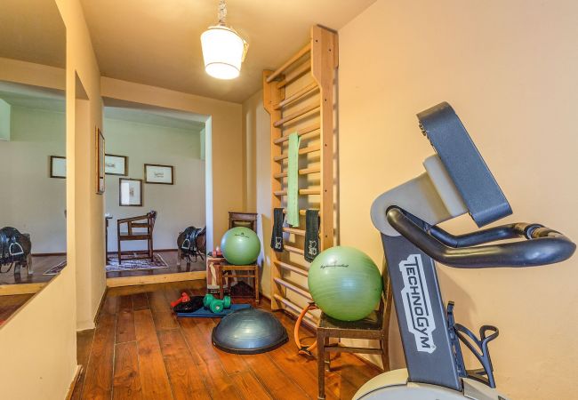 Villa in Capannori - Villa Lorena, a Family Vintage Home with Indoor Pool, Air Conditioning, Outdoor Pool, Fitness Room & Wifi Villa in Capannori - Villa Lorena, a Family Vintage Home with Indoor Pool, Air Conditioning, Outdoor Pool, Fitness Room & Wifi
