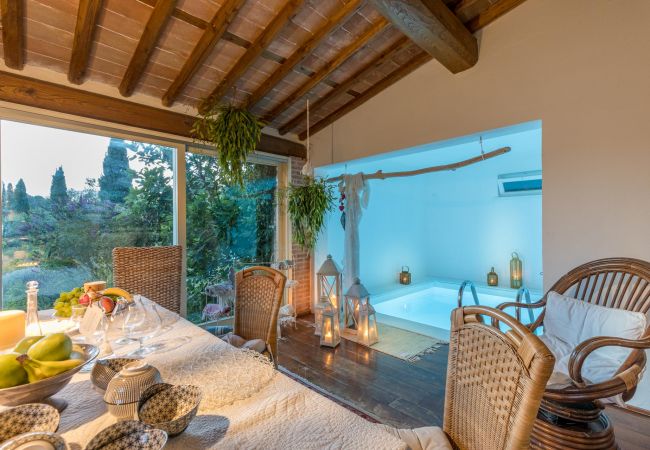 Villa in Capannori - Villa Lorena, a Family Vintage Home with Indoor Pool, Air Conditioning, Outdoor Pool, Fitness Room & Wifi Villa in Capannori - Villa Lorena, a Family Vintage Home with Indoor Pool, Air Conditioning, Outdoor Pool, Fitness Room & Wifi