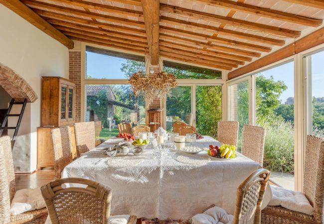 Villa in Capannori - Villa Lorena, a Family Vintage Home with Indoor Pool, Air Conditioning, Outdoor Pool, Fitness Room & Wifi Villa in Capannori - Villa Lorena, a Family Vintage Home with Indoor Pool, Air Conditioning, Outdoor Pool, Fitness Room & Wifi