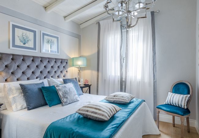 Villa in Ottiolu - VILLA LA BELLA, Luxury Seafront Villa with Panoramic Terrace in Porto Ottiolu, Sardinia Villa in Ottiolu - VILLA LA BELLA, Luxury Seafront Villa with Panoramic Terrace in Porto Ottiolu, Sardinia