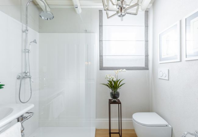 Villa in Ottiolu - VILLA LA BELLA, Luxury Seafront Villa with Panoramic Terrace in Porto Ottiolu, Sardinia Villa in Ottiolu - VILLA LA BELLA, Luxury Seafront Villa with Panoramic Terrace in Porto Ottiolu, Sardinia