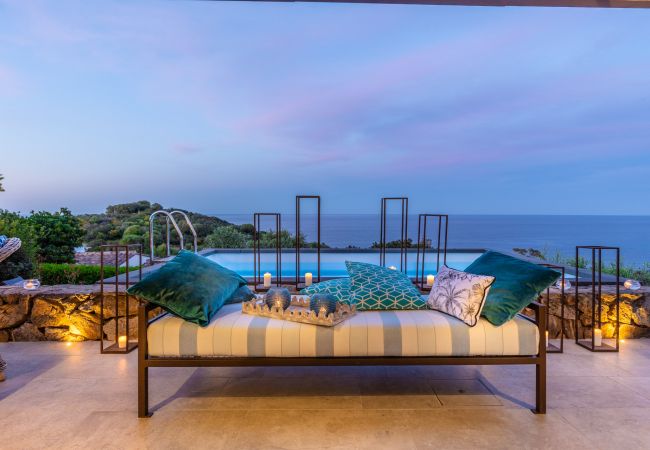 Villa in Ottiolu - VILLA LA BELLA, Luxury Seafront Villa with Panoramic Terrace in Porto Ottiolu, Sardinia Villa in Ottiolu - VILLA LA BELLA, Luxury Seafront Villa with Panoramic Terrace in Porto Ottiolu, Sardinia