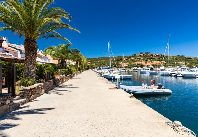 Villa in Ottiolu - VILLA LA BELLA, Luxury Seafront Villa with Panoramic Terrace in Porto Ottiolu, Sardinia Villa in Ottiolu - VILLA LA BELLA, Luxury Seafront Villa with Panoramic Terrace in Porto Ottiolu, Sardinia