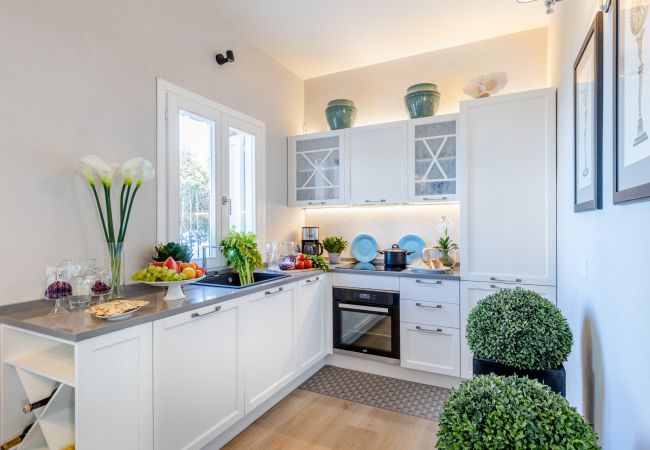 Villa in Ottiolu - VILLA LA BELLA, Luxury Seafront Villa with Panoramic Terrace in Porto Ottiolu, Sardinia Villa in Ottiolu - VILLA LA BELLA, Luxury Seafront Villa with Panoramic Terrace in Porto Ottiolu, Sardinia