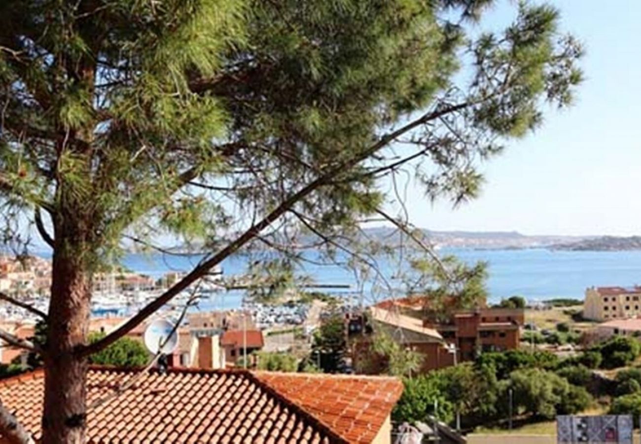 Ferienwohnung in Palau - Ático Palau 2BR 2BA terraza con impresionantes vistas Ferienwohnung in Palau - Ático Palau 2BR 2BA terraza con impresionantes vistas