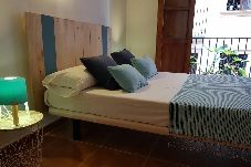 Ferienwohnung in Valencia - Central Market Cozy One Bedroom Wifi Apartment