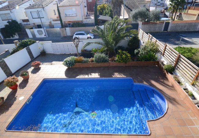 Villa in L'Escala - VILLA PONENT Villa in L'Escala - VILLA PONENT