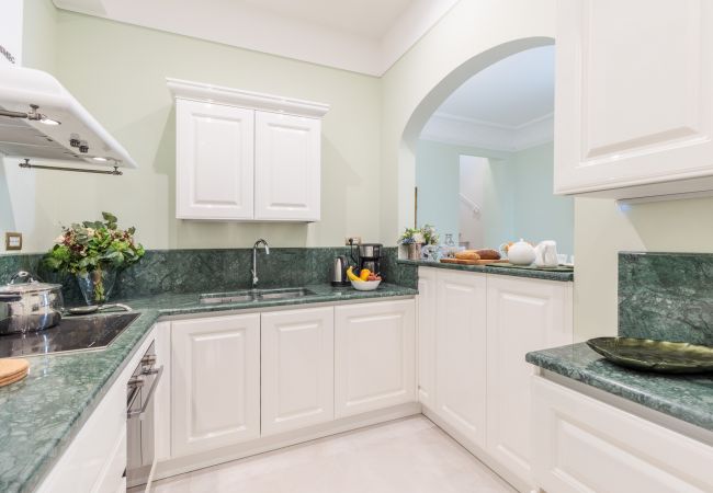 Ferienwohnung in Lucca - Grand 3 bedrooms Apartment with elevator inside the walls of Lucca Ferienwohnung in Lucca - Grand 3 bedrooms Apartment with elevator inside the walls of Lucca