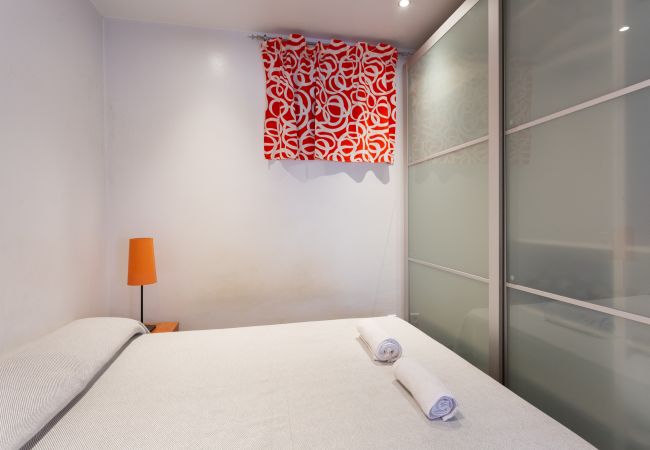 Ferienwohnung in Barcelona - TURO PARK, precioso apartamento con balcón Ferienwohnung in Barcelona - TURO PARK, precioso apartamento con balcón