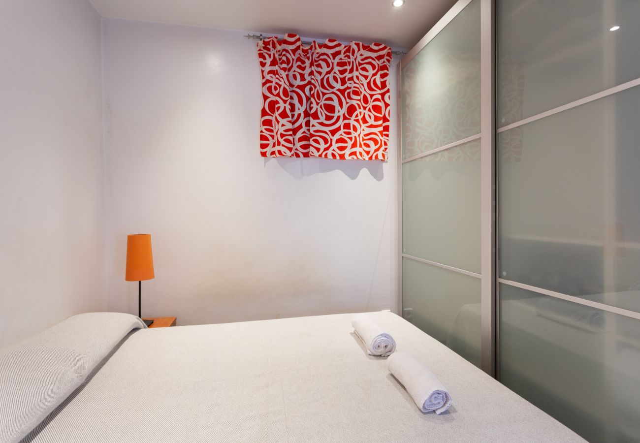 Ferienwohnung in Barcelona - TURO PARK, precioso apartamento con balcón Ferienwohnung in Barcelona - TURO PARK, precioso apartamento con balcón