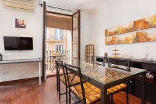 Ferienwohnung in Barcelona - TURO PARK, precioso apartamento con balcón