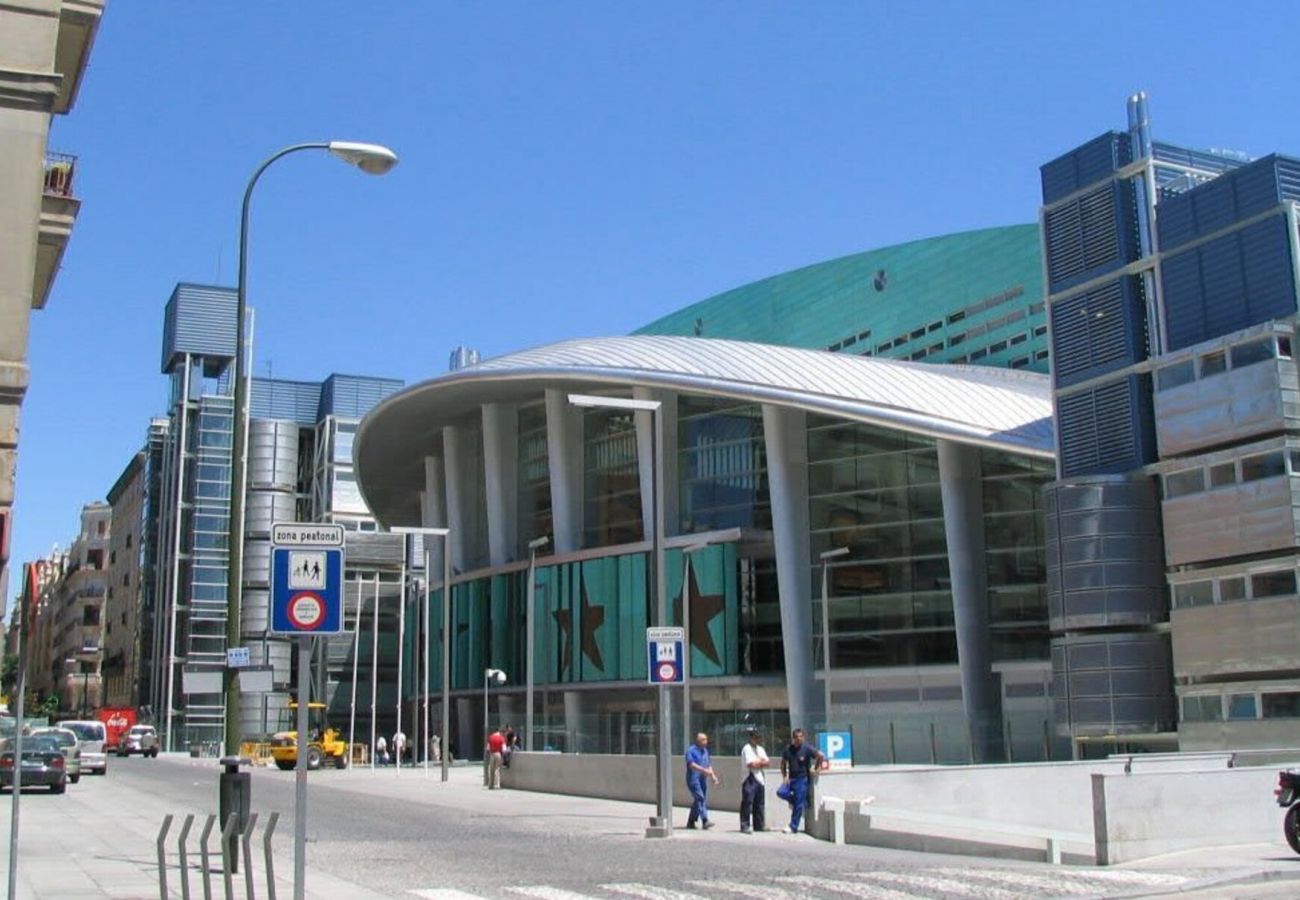 Studio in Madrid - Estudio en planta baja en Goya, Madrid Studio in Madrid - Estudio en planta baja en Goya, Madrid