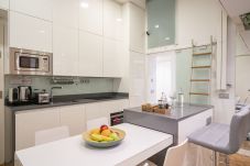 Ferienwohnung in Madrid - Apartamento Santa Engracia-Bilbao M (ESL5)