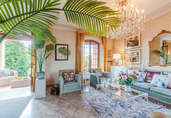 Villa in Monte San quirico - Villa Cesare, a Convenient 4 bedroom Villa with Pool close to Lucca Town Villa in Monte San quirico - Villa Cesare, a Convenient 4 bedroom Villa with Pool close to Lucca Town