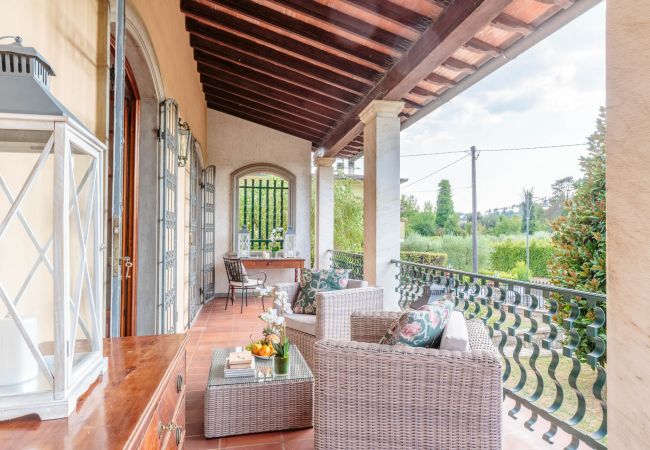 Villa in Monte San quirico - Villa Cesare, a Convenient 4 bedroom Villa with Pool close to Lucca Town Villa in Monte San quirico - Villa Cesare, a Convenient 4 bedroom Villa with Pool close to Lucca Town
