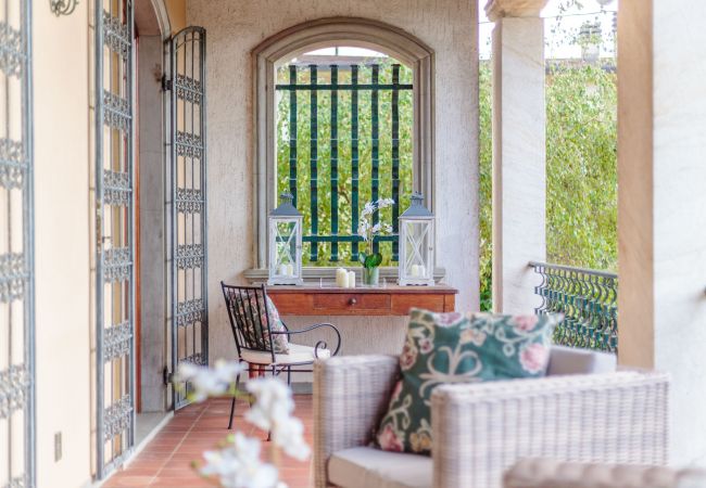 Villa in Monte San quirico - Villa Cesare, a Convenient 4 bedroom Villa with Pool close to Lucca Town Villa in Monte San quirico - Villa Cesare, a Convenient 4 bedroom Villa with Pool close to Lucca Town