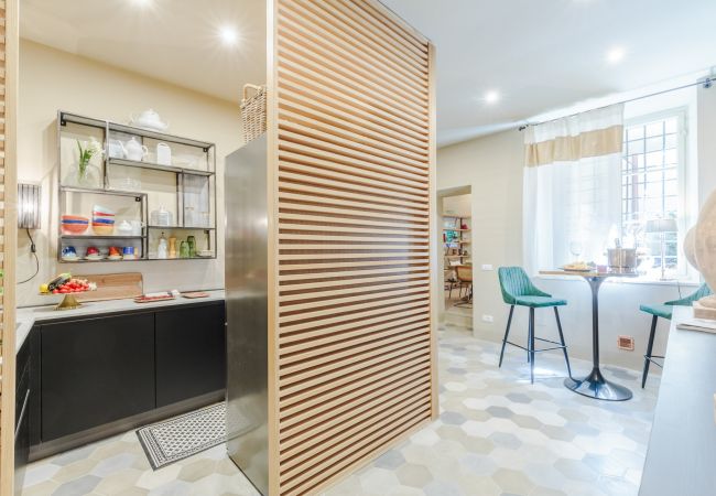 Ferienwohnung in Lucca - Vissi D'Arte, a Luxury Ground Floor Apartment with Private Garden inside the Walls of Lucca Ferienwohnung in Lucca - Vissi D'Arte, a Luxury Ground Floor Apartment with Private Garden inside the Walls of Lucca