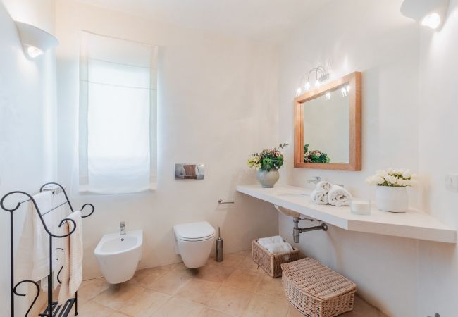 Villa in Capo Ferro - Villa Smeralda, Porto Cervo, Sardinia Villa in Capo Ferro - Villa Smeralda, Porto Cervo, Sardinia