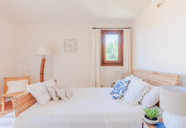 Villa in Capo Ferro - Villa Smeralda, Porto Cervo, Sardinia Villa in Capo Ferro - Villa Smeralda, Porto Cervo, Sardinia