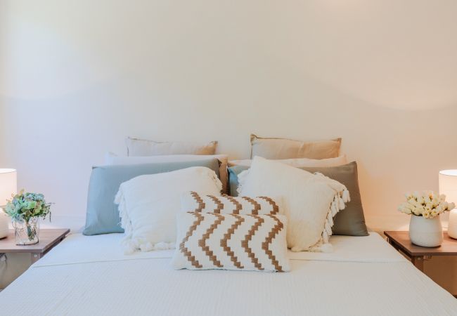 Villa in Capo Ferro - Villa Smeralda, Porto Cervo, Sardinia Villa in Capo Ferro - Villa Smeralda, Porto Cervo, Sardinia