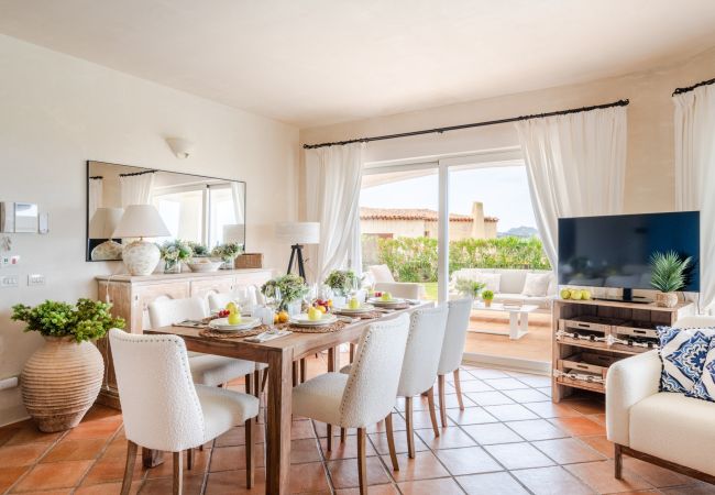 Villa in Capo Ferro - Villa Smeralda, Porto Cervo, Sardinia Villa in Capo Ferro - Villa Smeralda, Porto Cervo, Sardinia