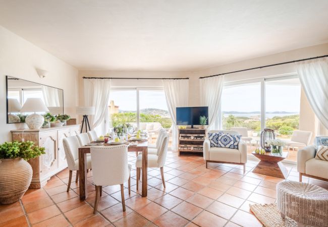 Villa in Capo Ferro - Villa Smeralda, Porto Cervo, Sardinia Villa in Capo Ferro - Villa Smeralda, Porto Cervo, Sardinia