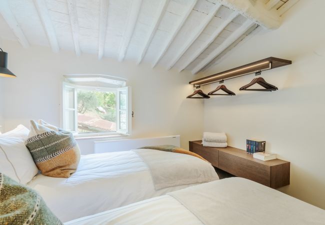 Villa in Lucca - Tramonto Farmhouse, a Luxury Retreat and a Contemporary Story of Tradition Villa in Lucca - Tramonto Farmhouse, a Luxury Retreat and a Contemporary Story of Tradition