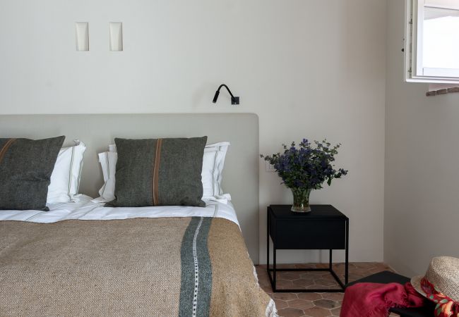 Villa in Lucca - Tramonto Farmhouse, a Luxury Retreat and a Contemporary Story of Tradition Villa in Lucca - Tramonto Farmhouse, a Luxury Retreat and a Contemporary Story of Tradition
