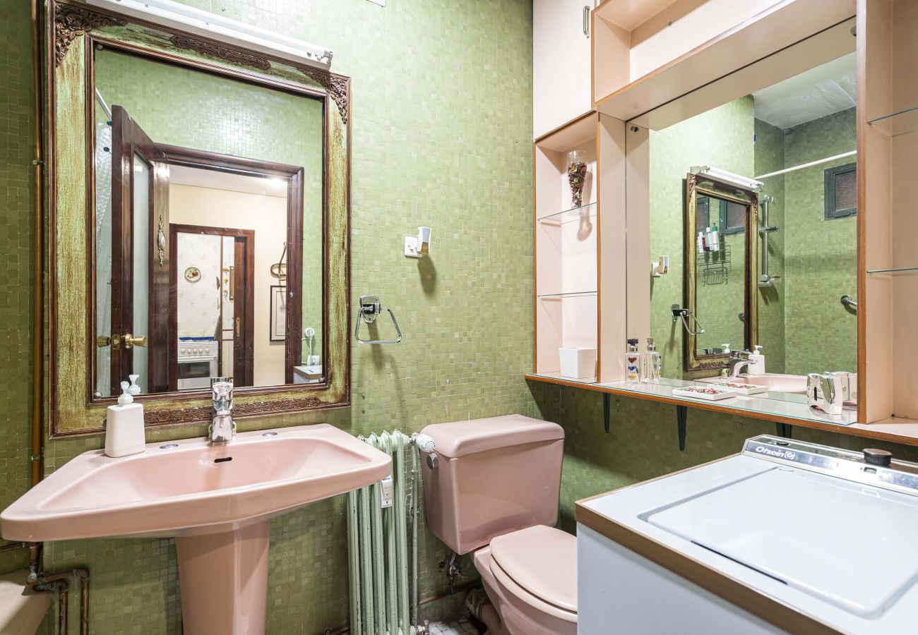 Ferienwohnung in Madrid - Apartamento Centro Negocios Castellana Temporal Ferienwohnung in Madrid - Apartamento Centro Negocios Castellana Temporal