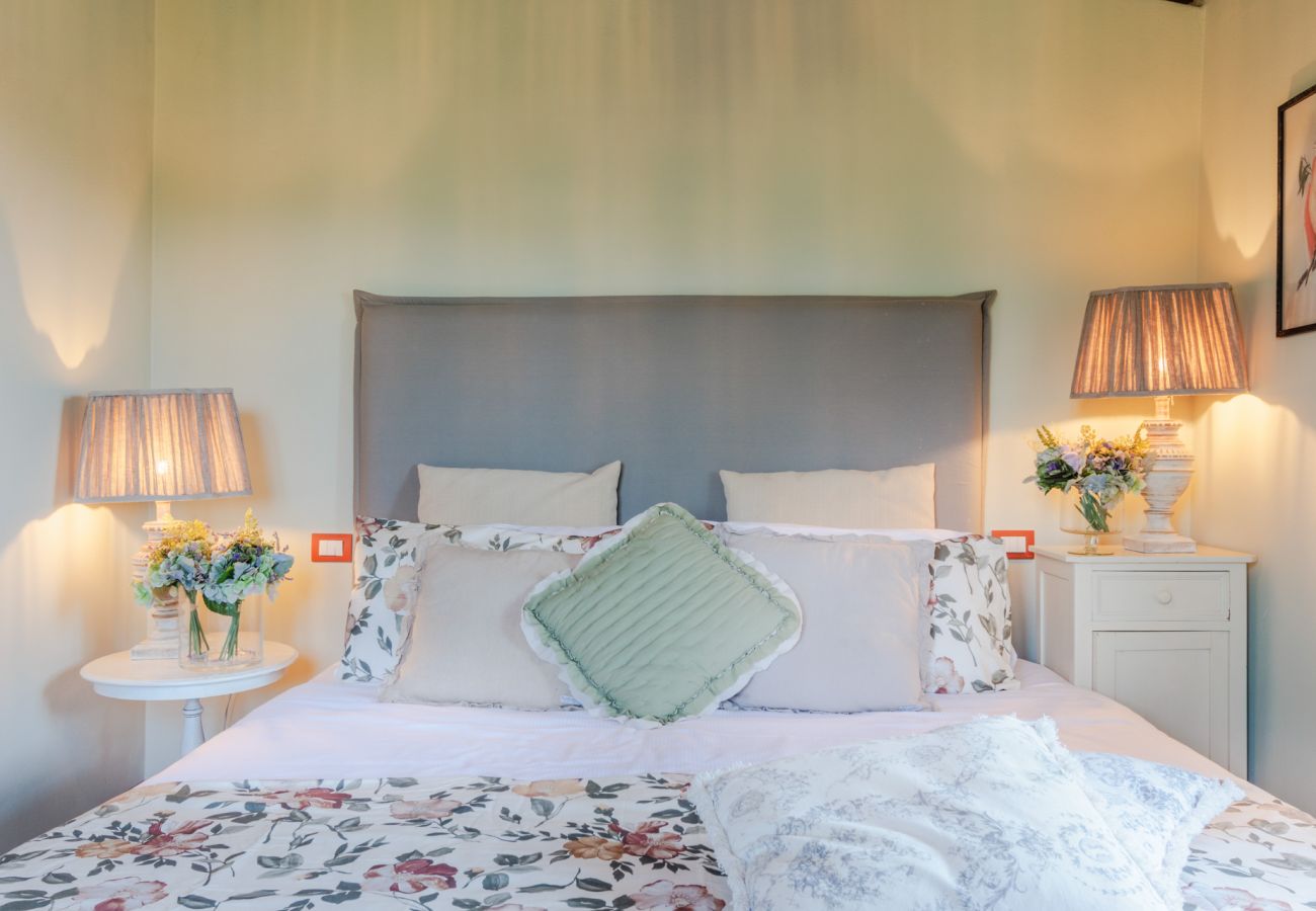 Ferienwohnung in Monte San quirico - Anna Farmhouse Apartment in Wine Resort in Lucca Ferienwohnung in Monte San quirico - Anna Farmhouse Apartment in Wine Resort in Lucca