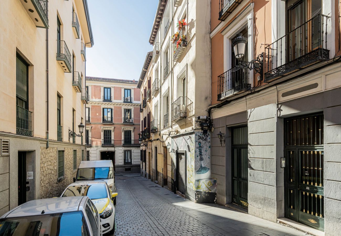 Ferienwohnung in Madrid - Apartamento Teatro Real-Pza. San Martín Temporal Ferienwohnung in Madrid - Apartamento Teatro Real-Pza. San Martín Temporal