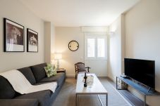 Ferienwohnung in Madrid - Apartamento Chamartín Garaje&Piscina&Gimnasio PXII92