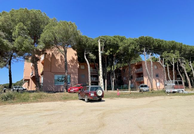 Studio in Pals - ESTUDI SWING Studio in Pals - ESTUDI SWING