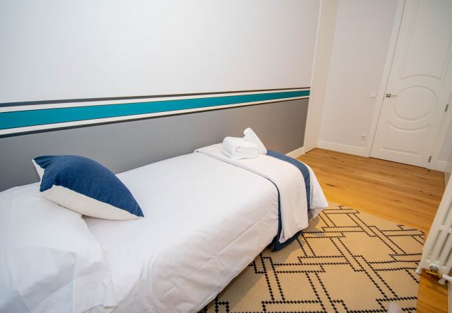 Ferienwohnung in Madrid - Lujoso y Elegante Calle Alcalá Madrid Centro ALC35 Ferienwohnung in Madrid - Lujoso y Elegante Calle Alcalá Madrid Centro ALC35