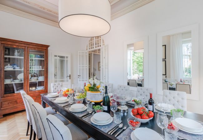 Villa in Lucca - Villa Buonamici, a Luxury Villa with Pool in a walking distance from Lucca Villa in Lucca - Villa Buonamici, a Luxury Villa with Pool in a walking distance from Lucca