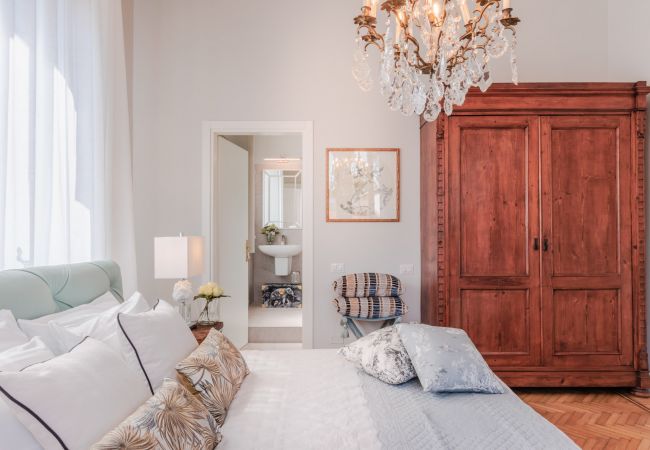 Villa in Lucca - Villa Buonamici, a Luxury Villa with Pool in a walking distance from Lucca Villa in Lucca - Villa Buonamici, a Luxury Villa with Pool in a walking distance from Lucca