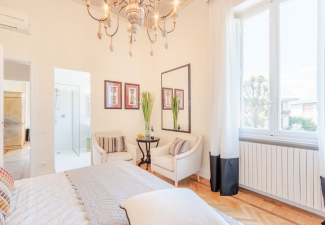 Villa in Lucca - Villa Buonamici, a Luxury Villa with Pool in a walking distance from Lucca Villa in Lucca - Villa Buonamici, a Luxury Villa with Pool in a walking distance from Lucca