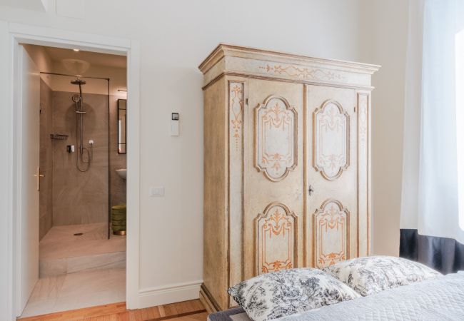 Villa in Lucca - Villa Buonamici, a Luxury Villa with Pool in a walking distance from Lucca Villa in Lucca - Villa Buonamici, a Luxury Villa with Pool in a walking distance from Lucca