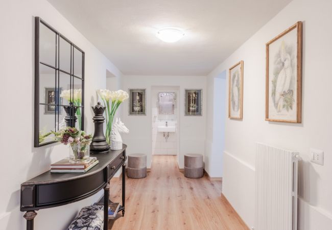 Villa in Lucca - Villa Buonamici, a Luxury Villa with Pool in a walking distance from Lucca Villa in Lucca - Villa Buonamici, a Luxury Villa with Pool in a walking distance from Lucca