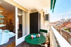 Ferienwohnung in Madrid - Un refugio de elegancia en el corazón de Prosperidad.Temporal