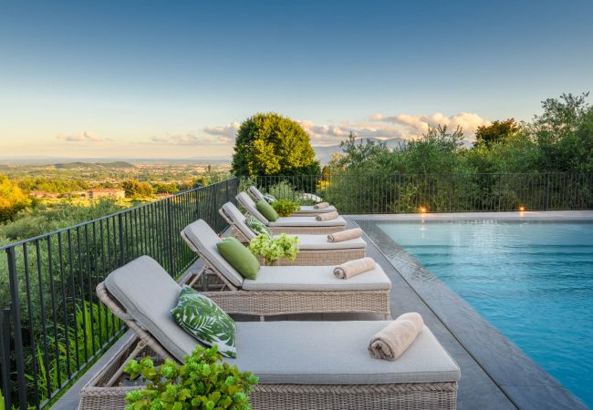 Villa in Segromigno in Monte - Luxury 7 Bedrooms Villa with Pool, SPA and Limitless Views Villa in Segromigno in Monte - Luxury 7 Bedrooms Villa with Pool, SPA and Limitless Views