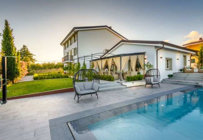 Villa in Segromigno in Monte - Luxury 7 Bedrooms Villa with Pool, SPA and Limitless Views Villa in Segromigno in Monte - Luxury 7 Bedrooms Villa with Pool, SPA and Limitless Views